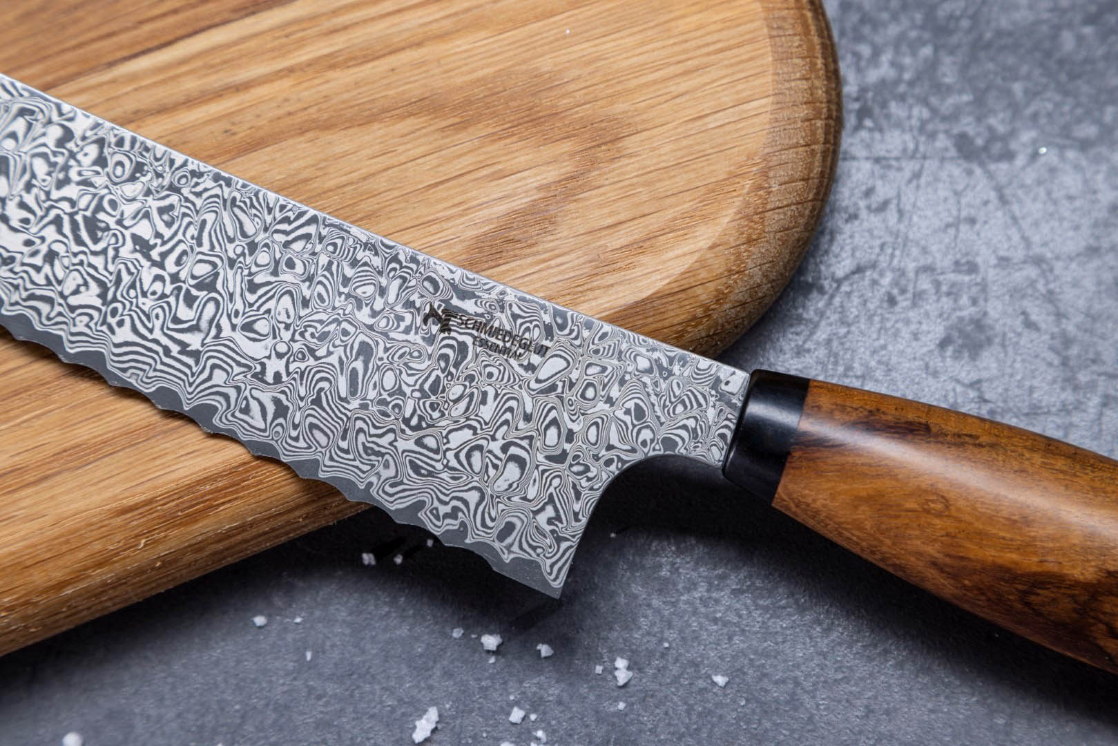 Konfigurator Brotmesser Essential Kontraststark geätzt Wüsteneisenholz