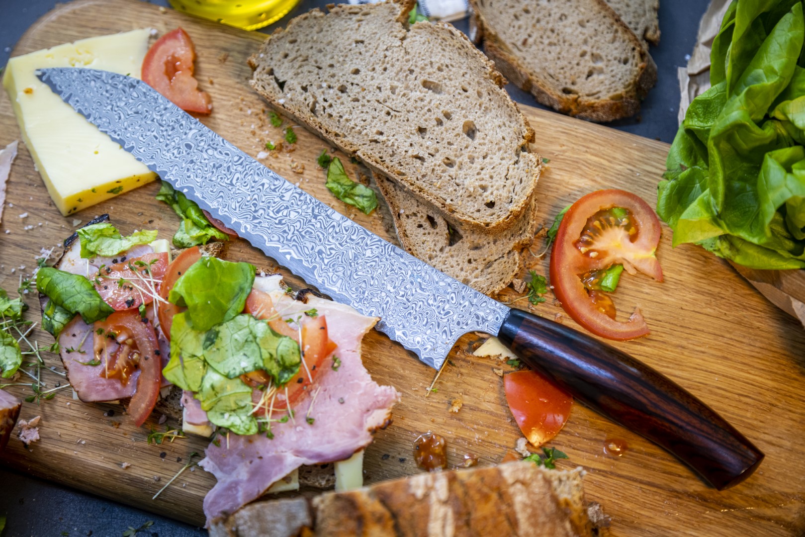 Konfigurator Brotmesser Essential Kontraststark geätzt Wüsteneisenholz