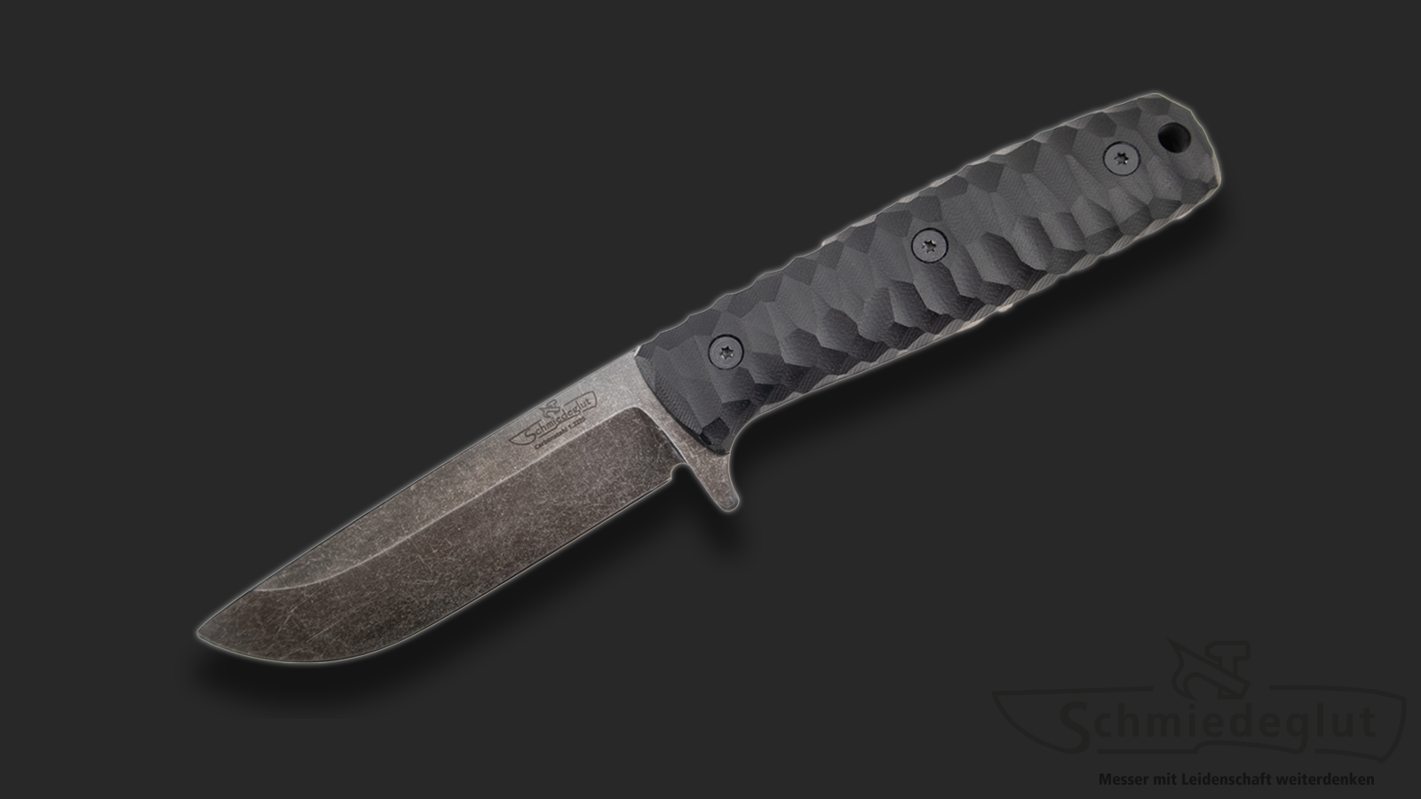Sacki Survival Messer aus Carbonstahl 1.2235 mit schwarzem Griff